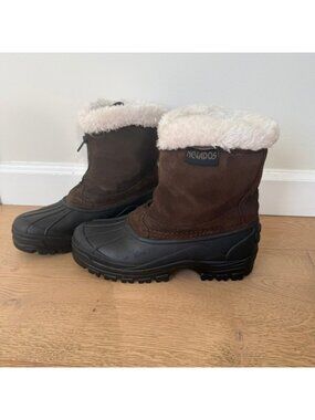 Nevados Women’s Size 8 Brown Faux Fur Trim Winter Snow Boots